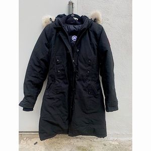 Canada Goose coat parka M black womens down jacket fur